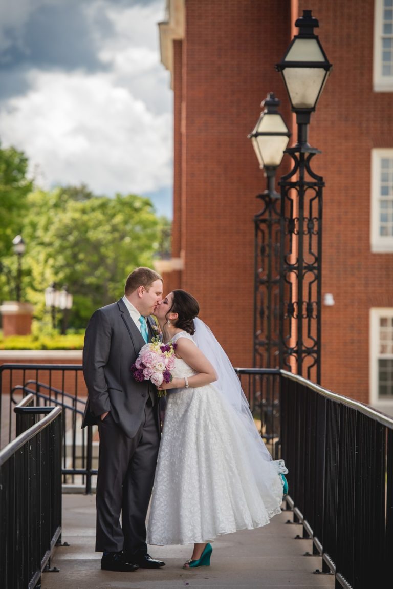 Mariana & Randy: Hazen Centre Wedding